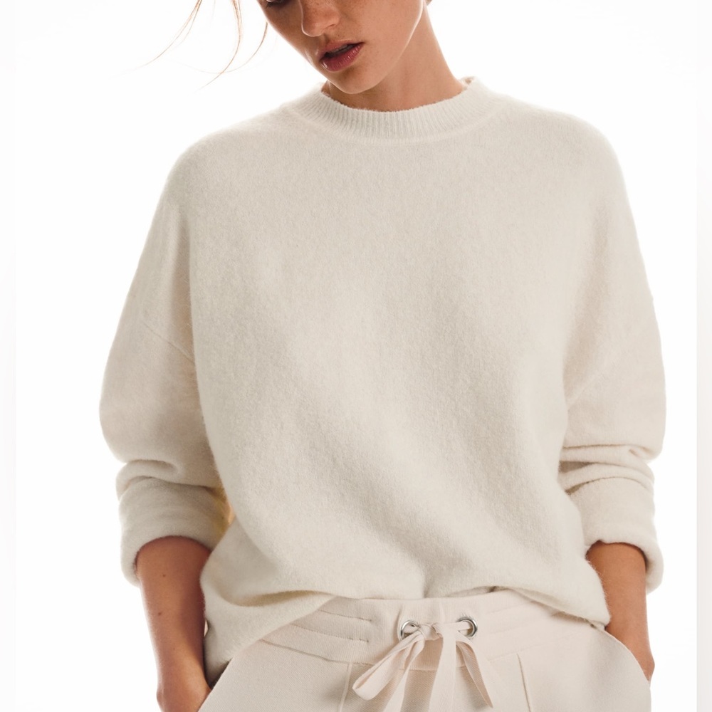 Zara Wool blend round neck sweater